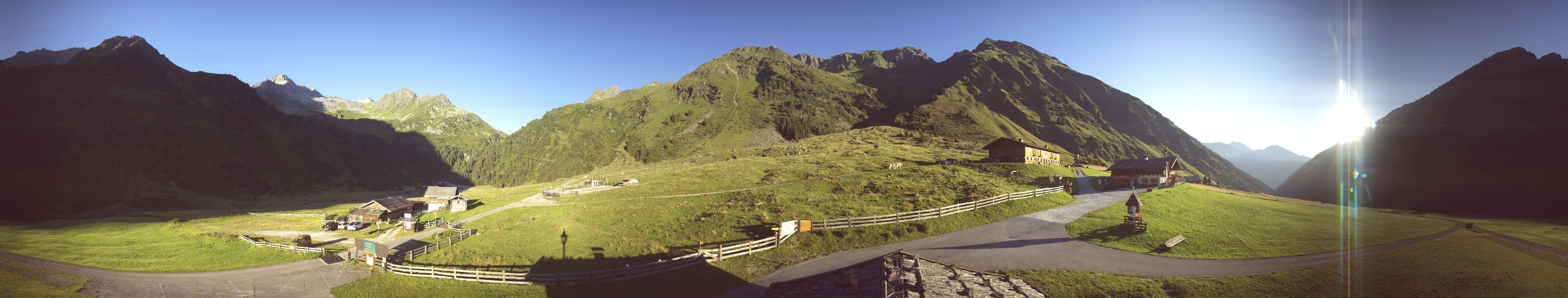 Archived image Webcam Stubai Oberberg valley - Oberiss Alm