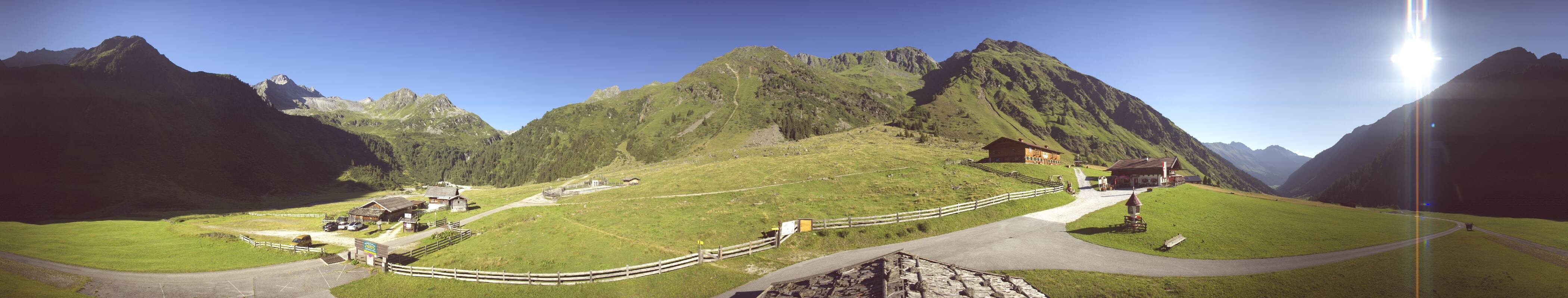 Archived image Webcam Stubai Oberberg valley - Oberiss Alm