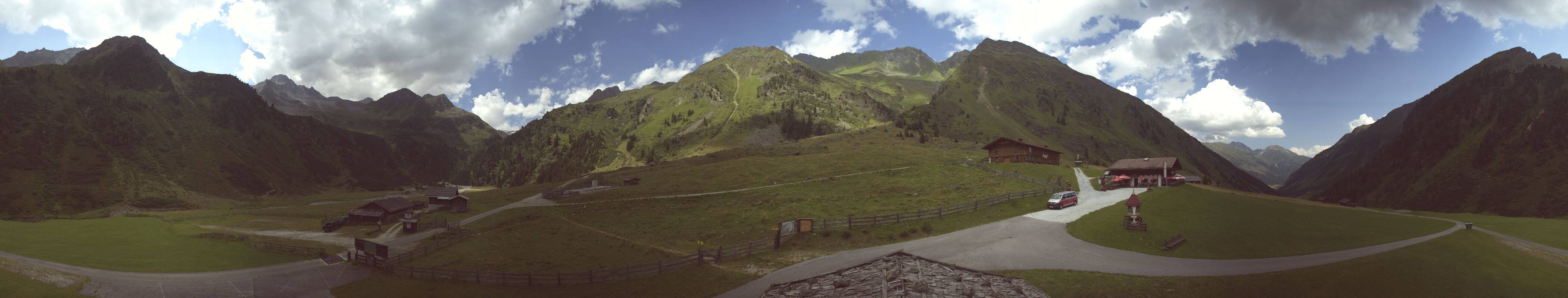 Archiv Foto Webcam Oberiss Alm im Stubaier Oberbergtal