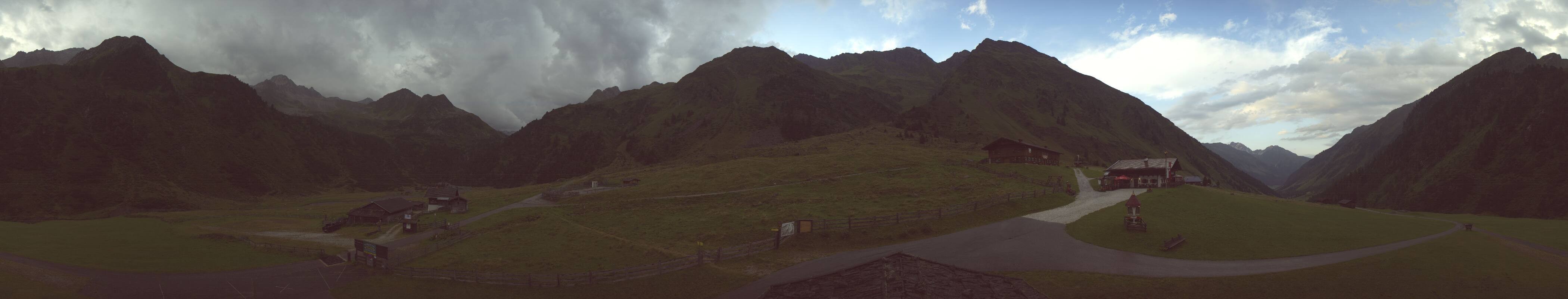 Archiv Foto Webcam Oberiss Alm im Stubaier Oberbergtal