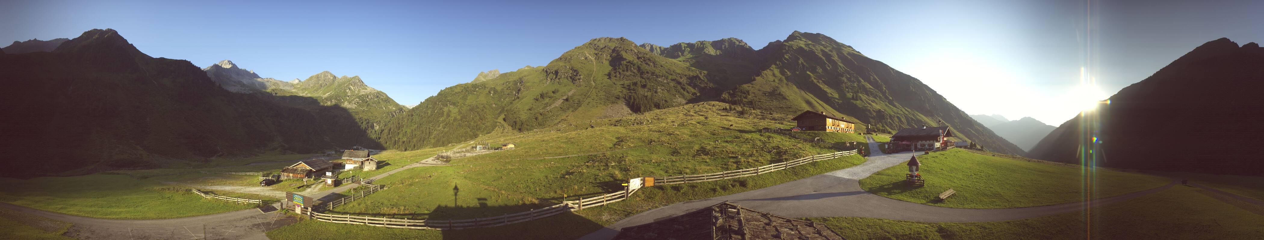 Archiv Foto Webcam Oberiss Alm im Stubaier Oberbergtal