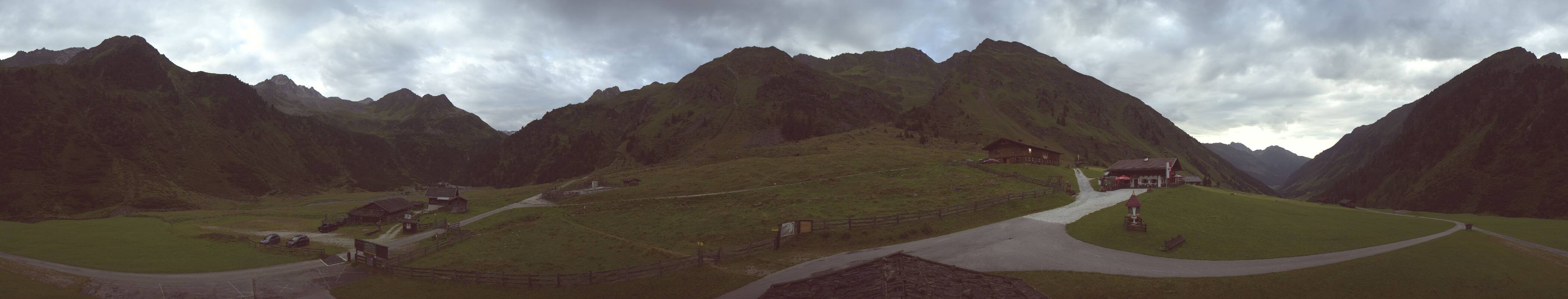 Archiv Foto Webcam Oberiss Alm im Stubaier Oberbergtal
