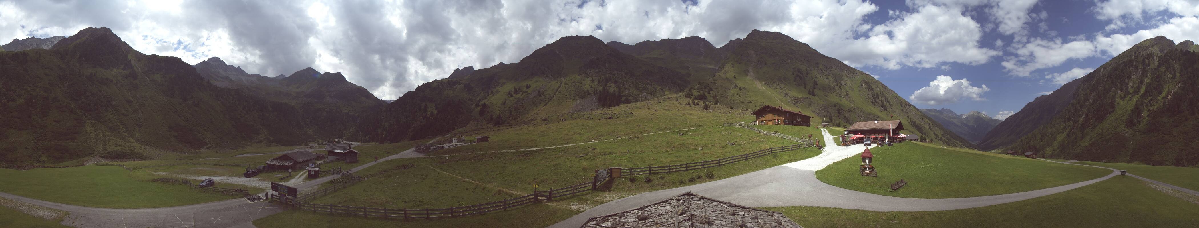 Archiv Foto Webcam Oberiss Alm im Stubaier Oberbergtal