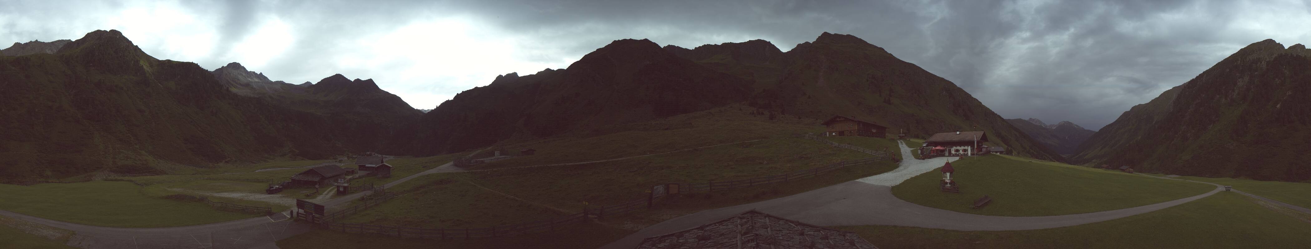 Archiv Foto Webcam Oberiss Alm im Stubaier Oberbergtal