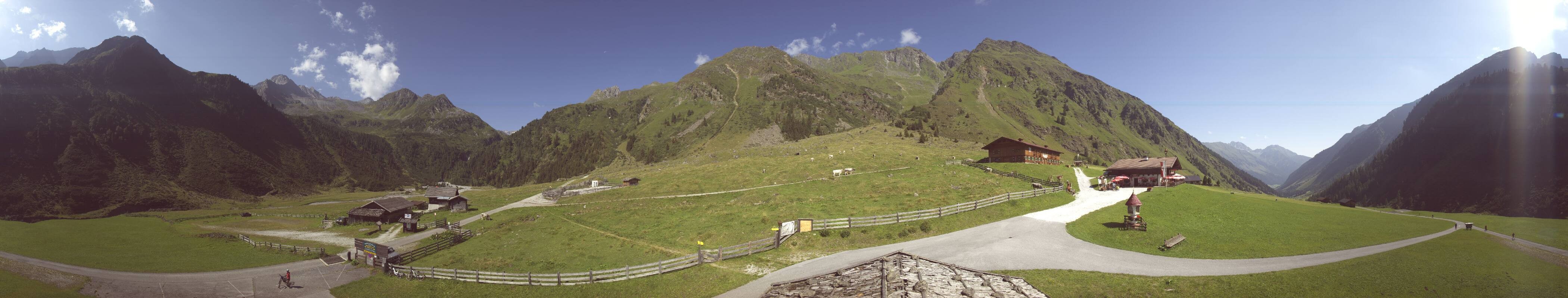 Archived image Webcam Stubai Oberberg valley - Oberiss Alm