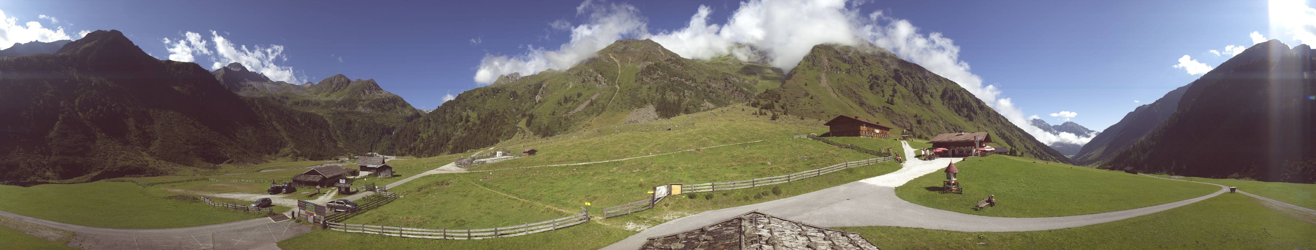 Archived image Webcam Stubai Oberberg valley - Oberiss Alm