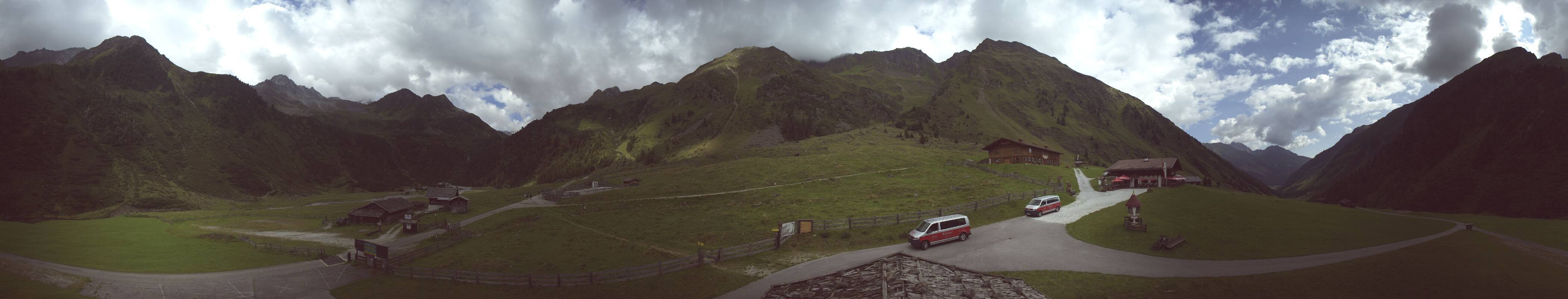 Archiv Foto Webcam Oberiss Alm im Stubaier Oberbergtal