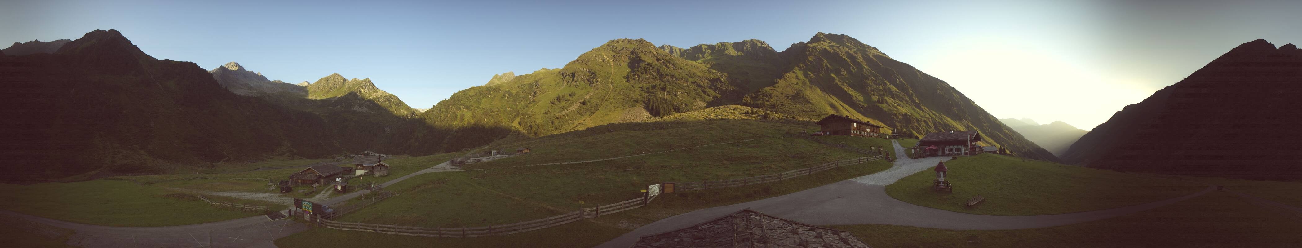 Archiv Foto Webcam Oberiss Alm im Stubaier Oberbergtal