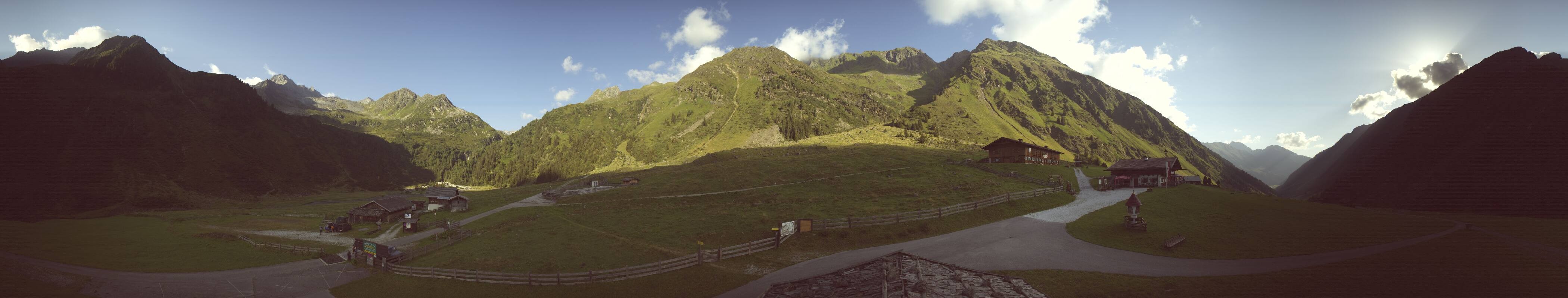Archiv Foto Webcam Oberiss Alm im Stubaier Oberbergtal