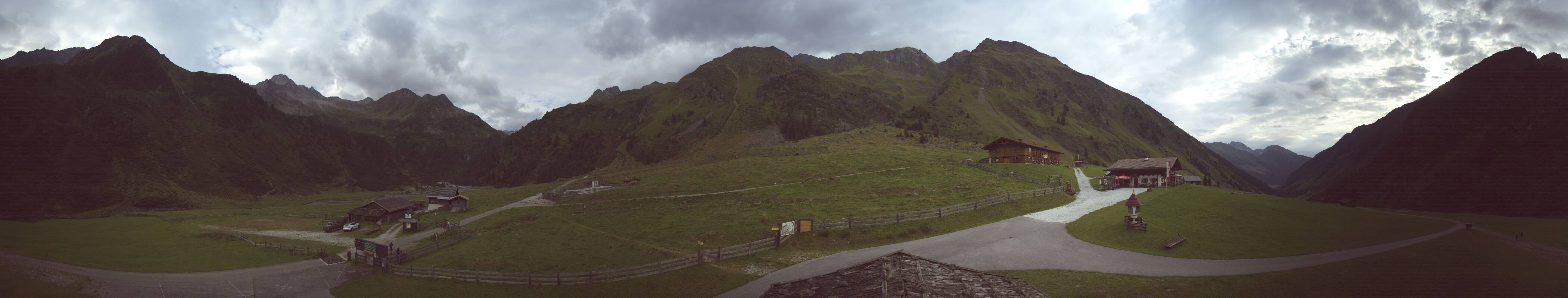 Archived image Webcam Stubai Oberberg valley - Oberiss Alm