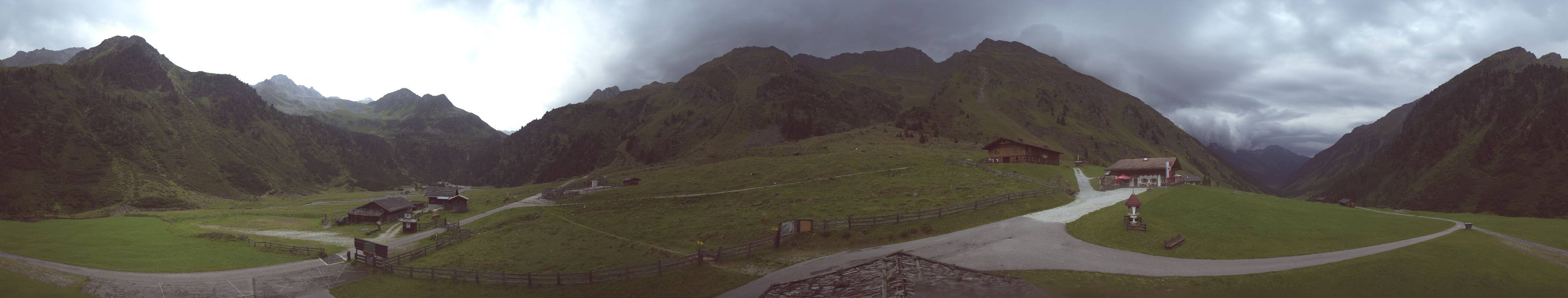 Archived image Webcam Stubai Oberberg valley - Oberiss Alm