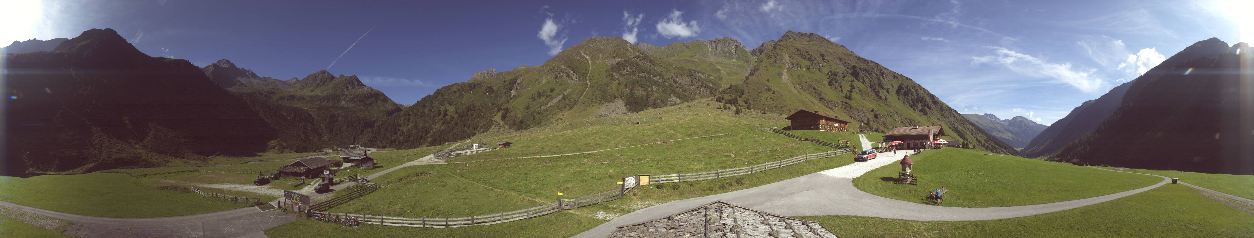 Archived image Webcam Stubai Oberberg valley - Oberiss Alm