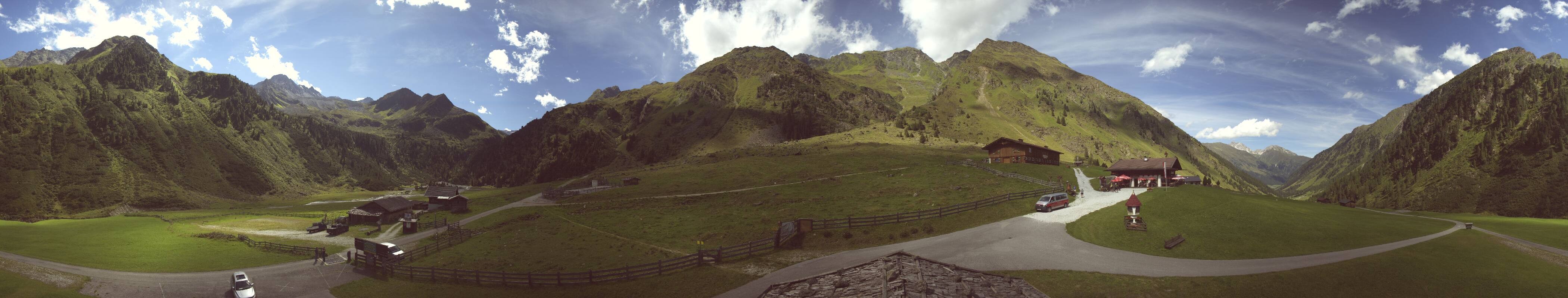 Archived image Webcam Stubai Oberberg valley - Oberiss Alm
