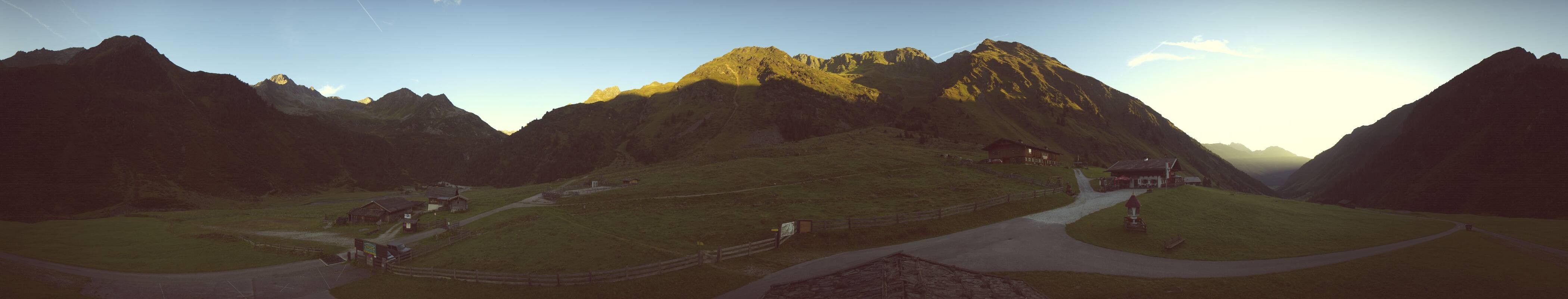 Archiv Foto Webcam Oberiss Alm im Stubaier Oberbergtal
