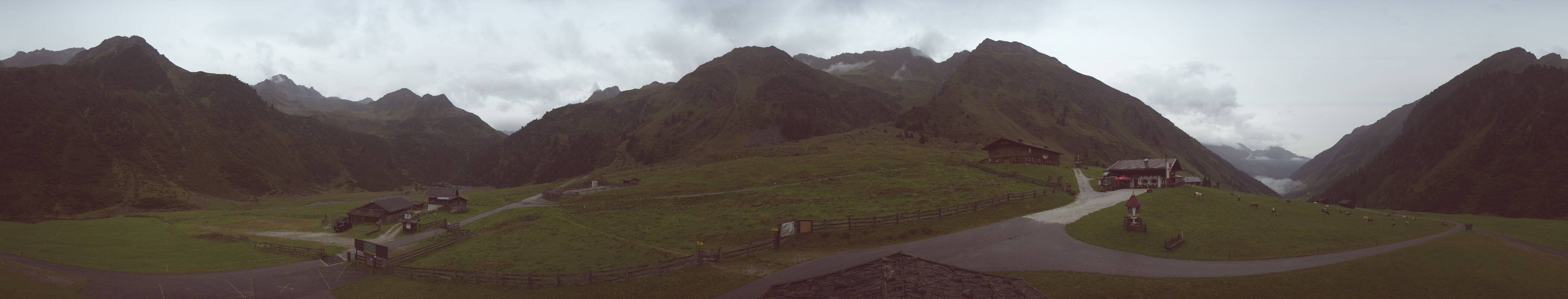 Archived image Webcam Stubai Oberberg valley - Oberiss Alm