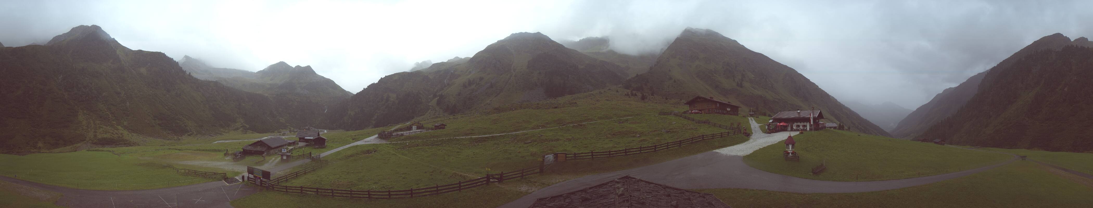 Archived image Webcam Stubai Oberberg valley - Oberiss Alm
