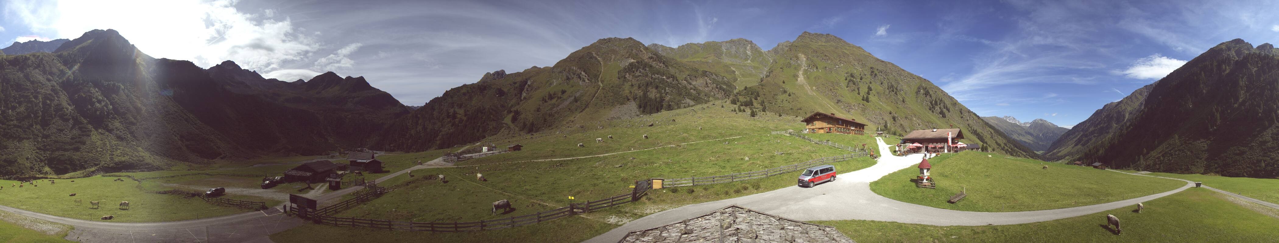Archived image Webcam Stubai Oberberg valley - Oberiss Alm