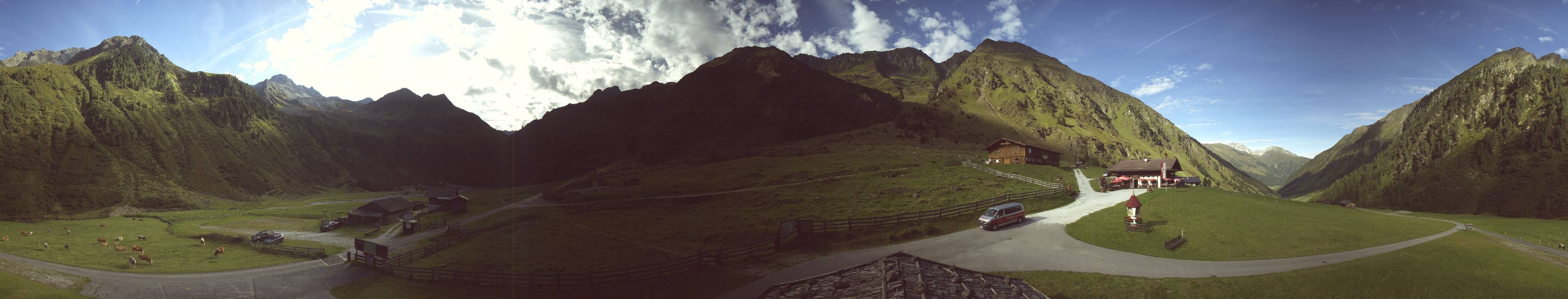 Archived image Webcam Stubai Oberberg valley - Oberiss Alm