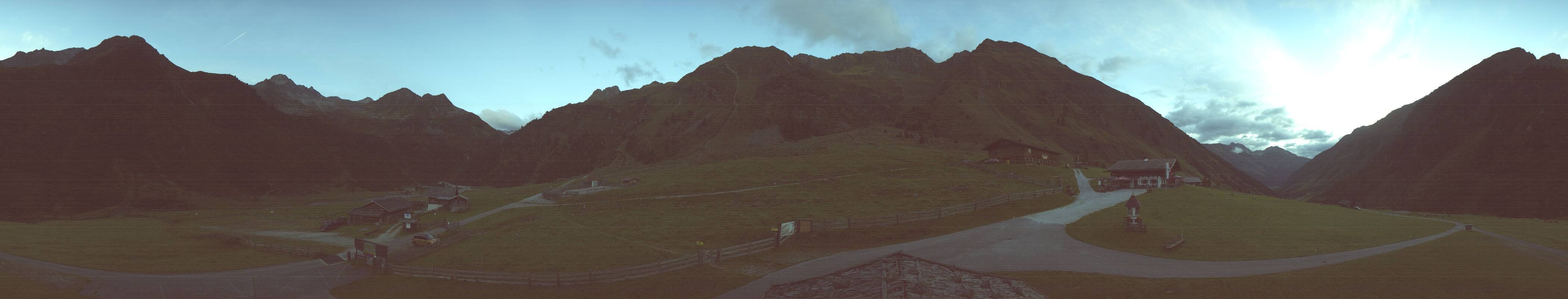 Archived image Webcam Stubai Oberberg valley - Oberiss Alm