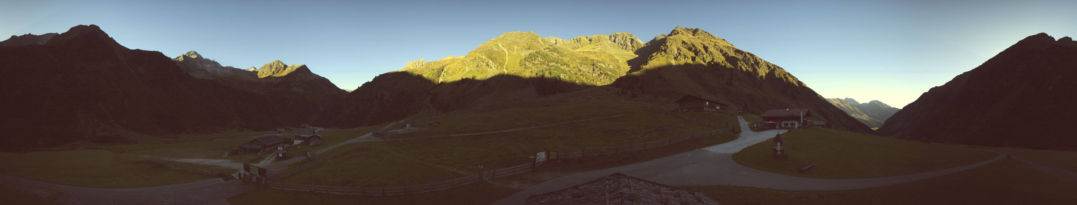 Archiv Foto Webcam Oberiss Alm im Stubaier Oberbergtal