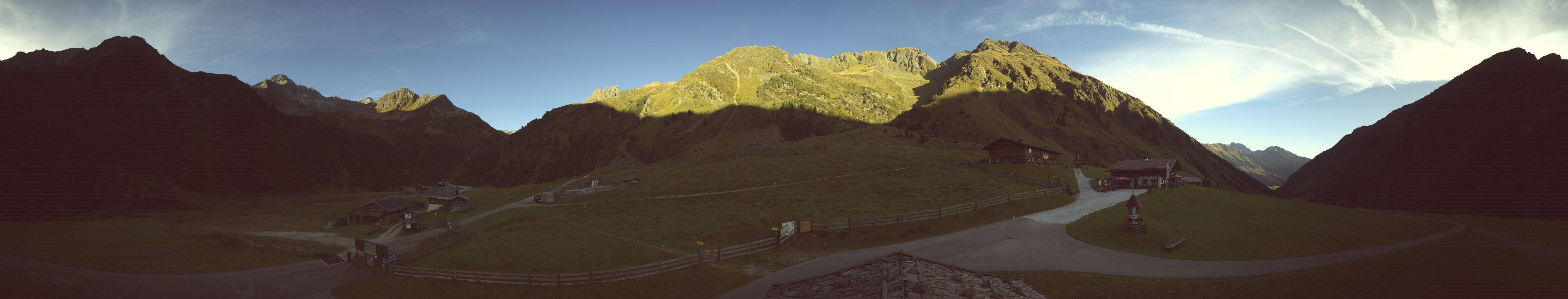 Archived image Webcam Stubai Oberberg valley - Oberiss Alm