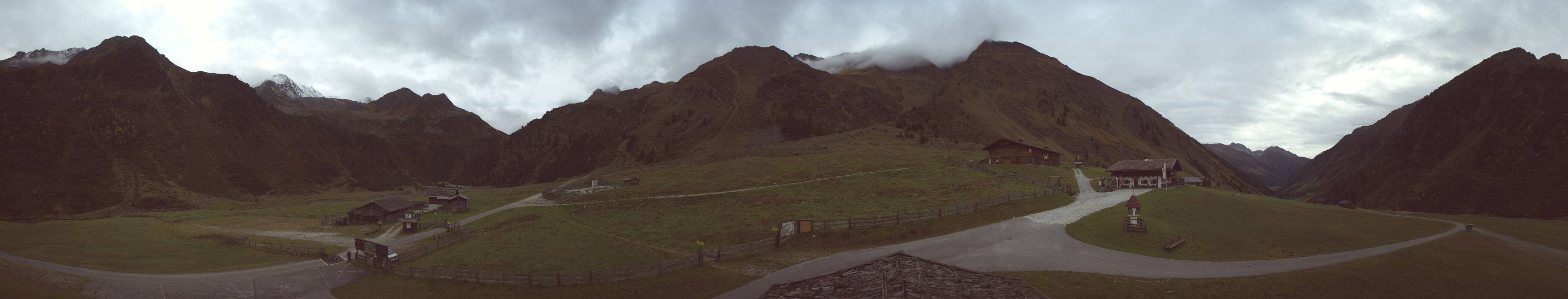 Archived image Webcam Stubai Oberberg valley - Oberiss Alm