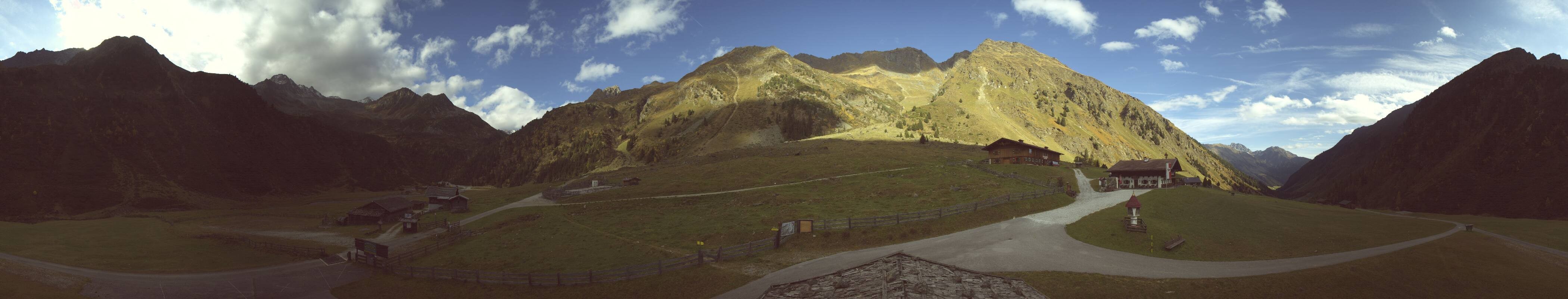 Archiv Foto Webcam Oberiss Alm im Stubaier Oberbergtal