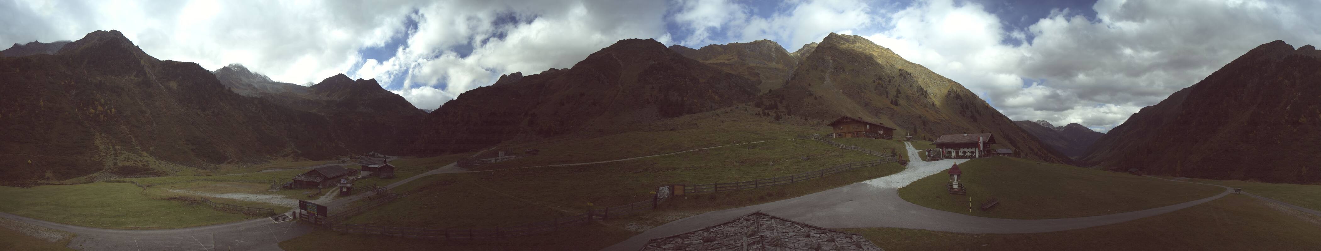 Archiv Foto Webcam Oberiss Alm im Stubaier Oberbergtal