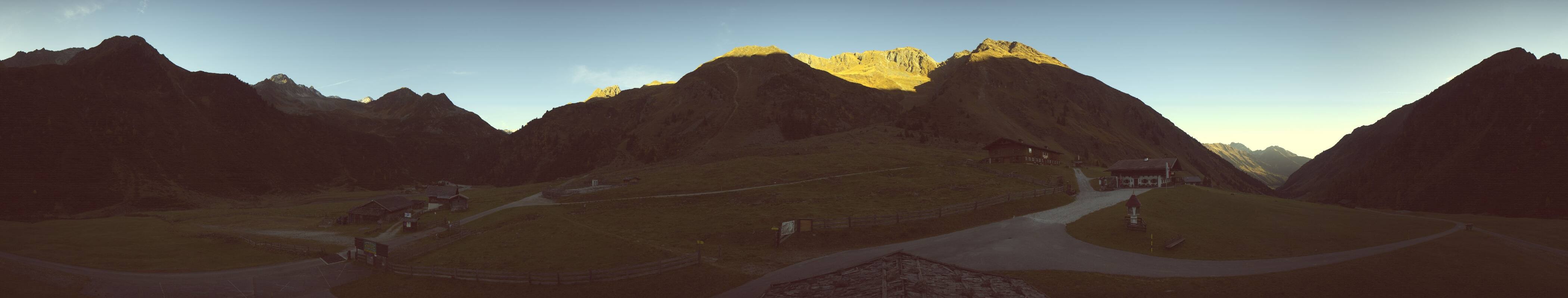 Archiv Foto Webcam Oberiss Alm im Stubaier Oberbergtal