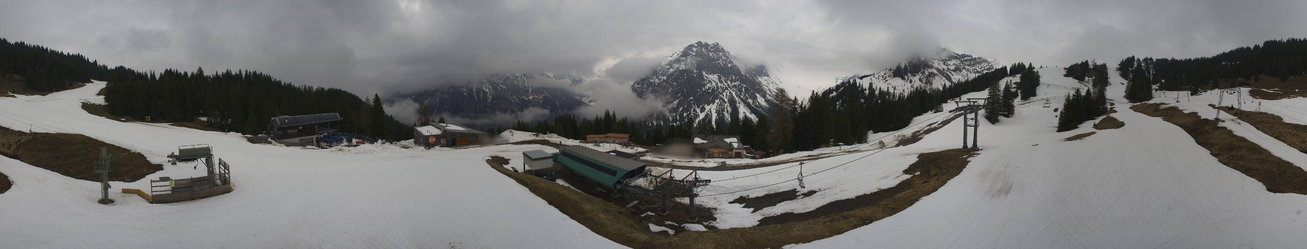 Archived image Webcam Brandnertal Valley - Top Station Palüd