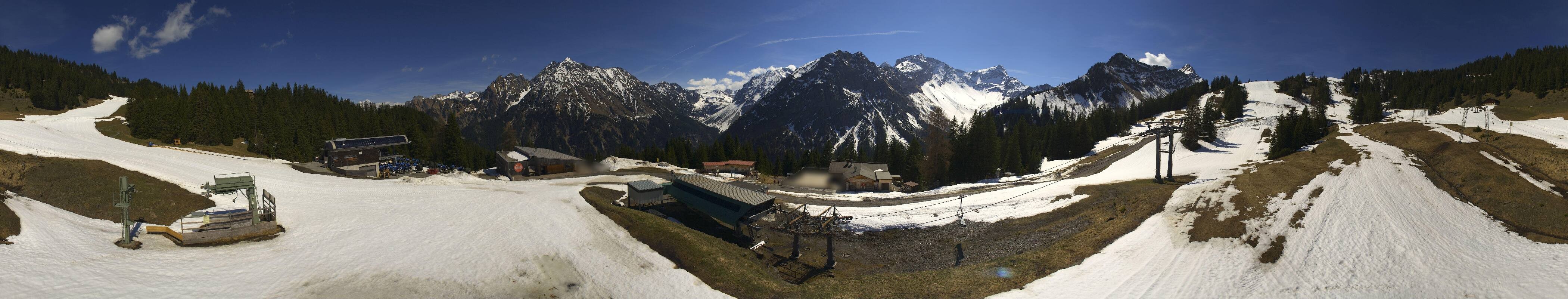 Archived image Webcam Brandnertal Valley - Top Station Palüd