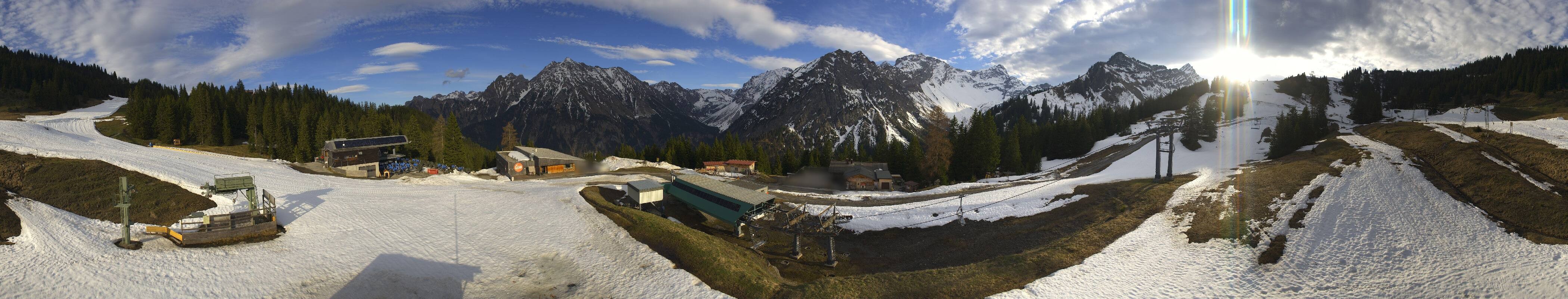 Archived image Webcam Brandnertal Valley - Top Station Palüd