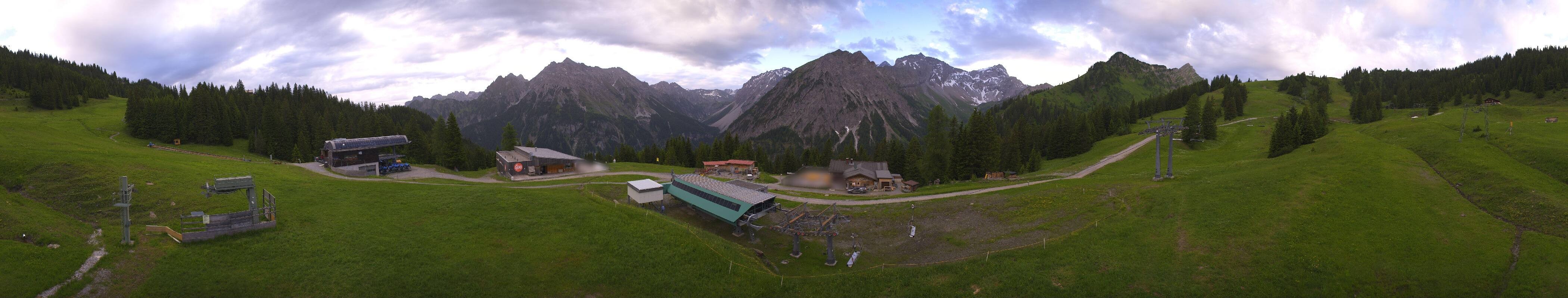 Archived image Webcam Brandnertal Valley - Top Station Palüd