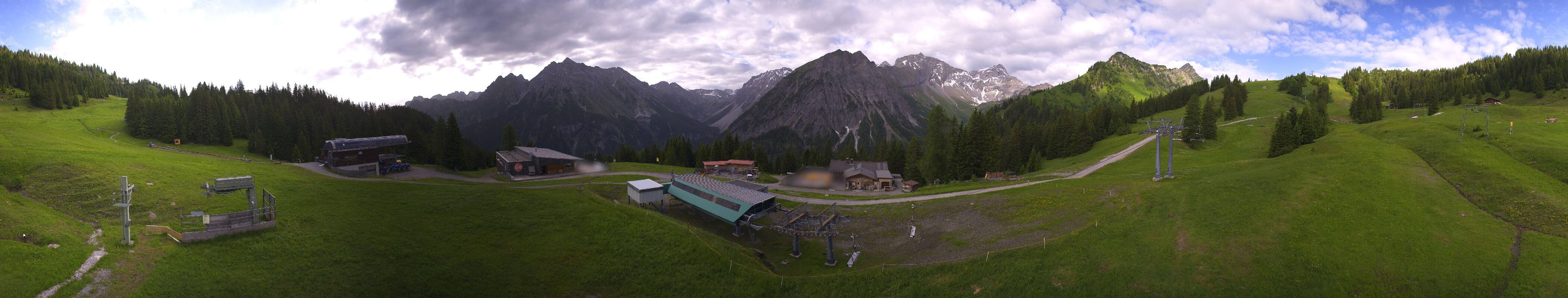 Archived image Webcam Brandnertal Valley - Top Station Palüd