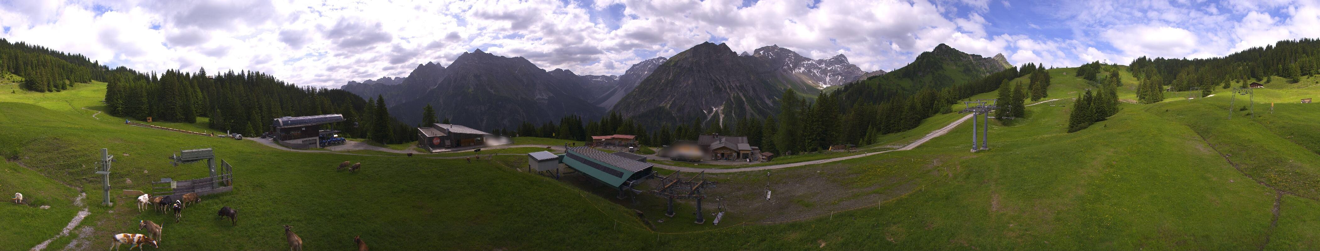 Archived image Webcam Brandnertal Valley - Top Station Palüd