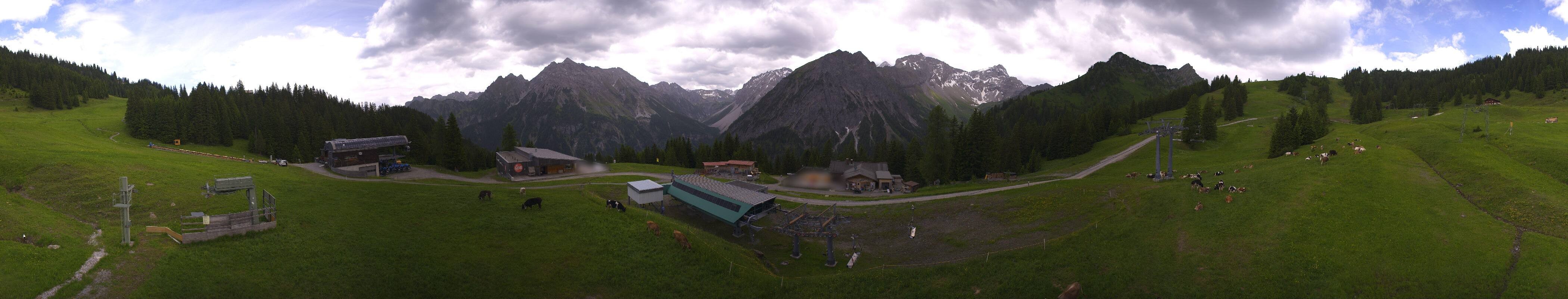 Archived image Webcam Brandnertal Valley - Top Station Palüd