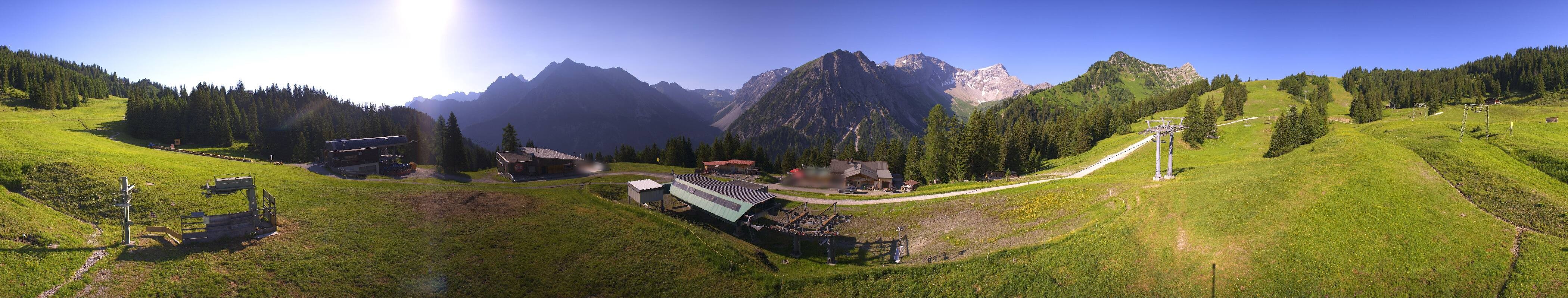 Archived image Webcam Brandnertal Valley - Top Station Palüd