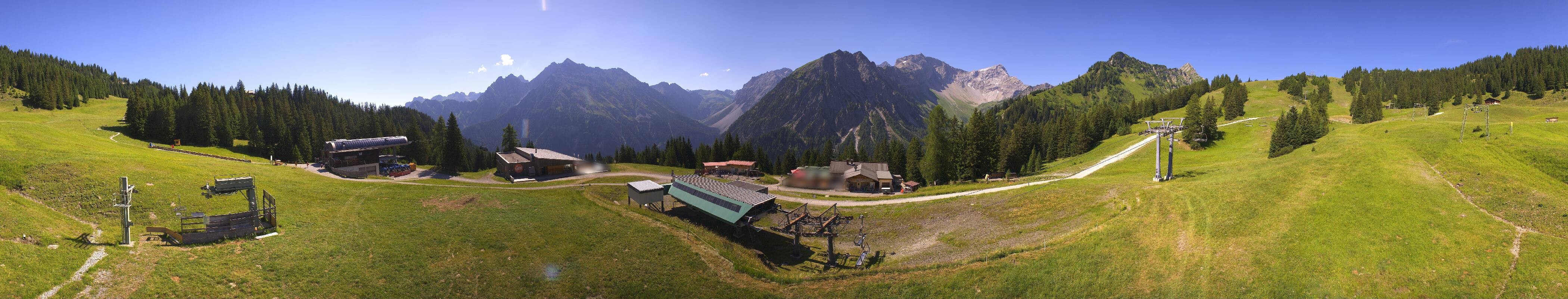Archived image Webcam Brandnertal Valley - Top Station Palüd