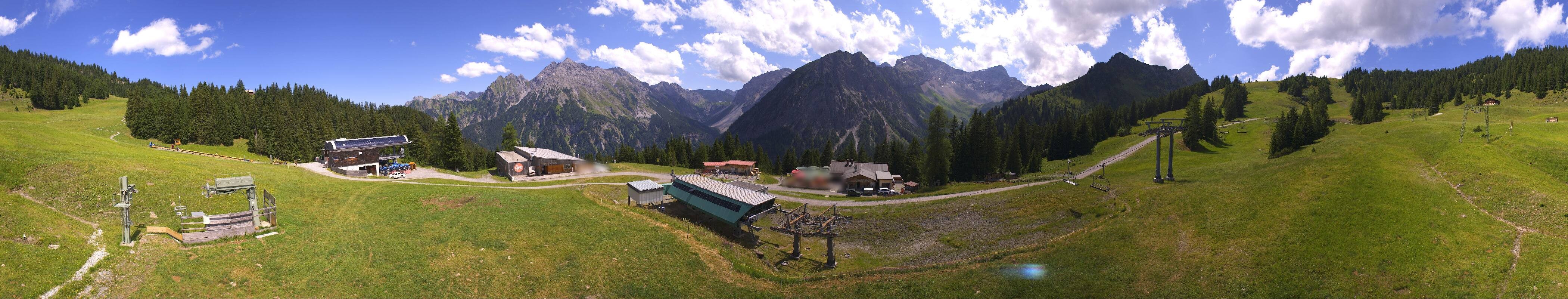 Archived image Webcam Brandnertal Valley - Top Station Palüd