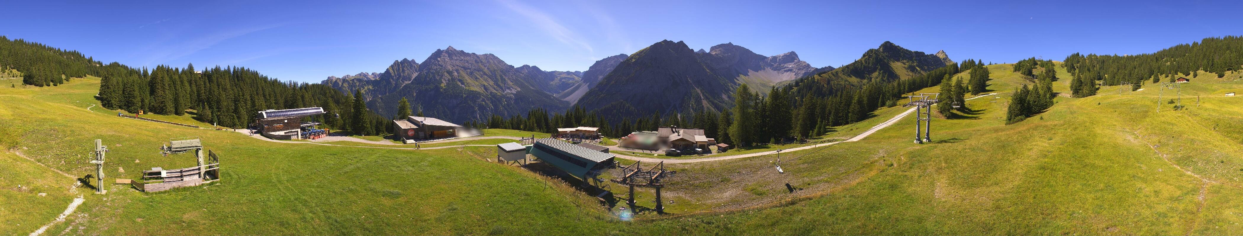 Archived image Webcam Brandnertal Valley - Top Station Palüd