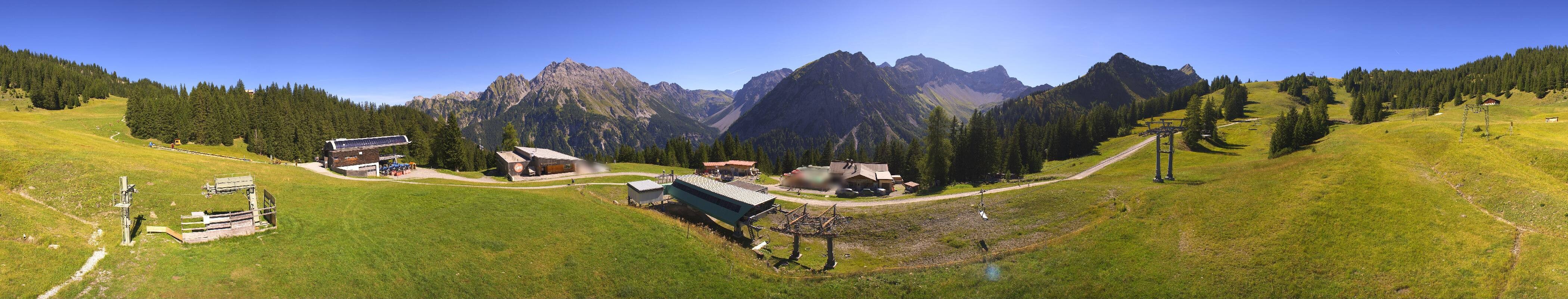 Archived image Webcam Brandnertal Valley - Top Station Palüd