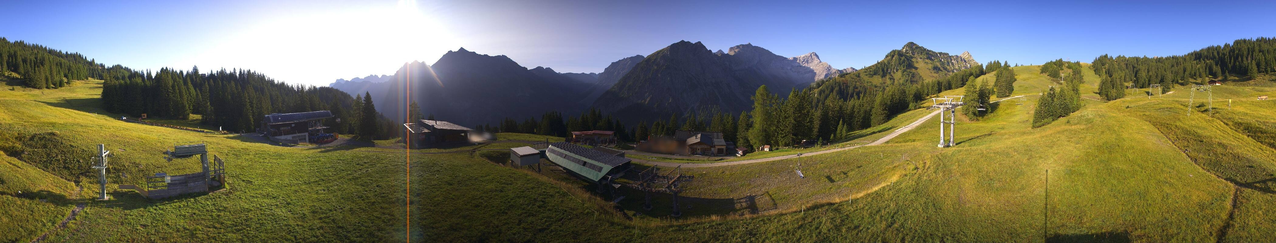 Archived image Webcam Brandnertal Valley - Top Station Palüd