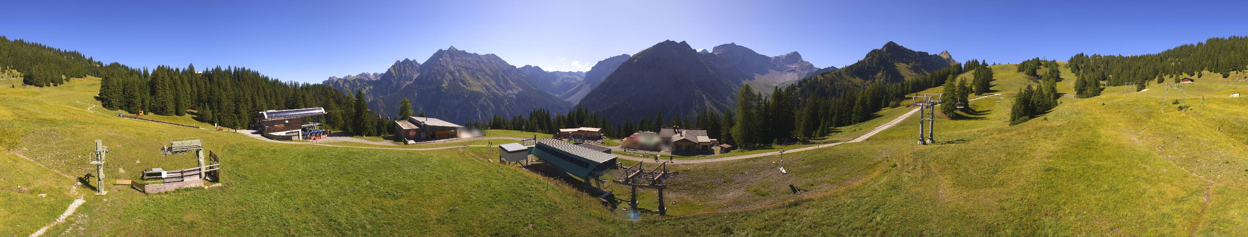 Archived image Webcam Brandnertal Valley - Top Station Palüd