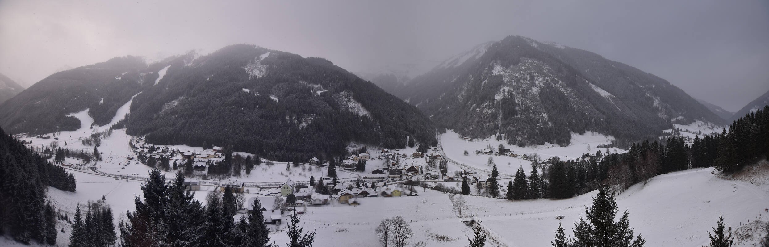 Archiv Foto Webcam Donnersbachwald - Blick zur Riesneralm