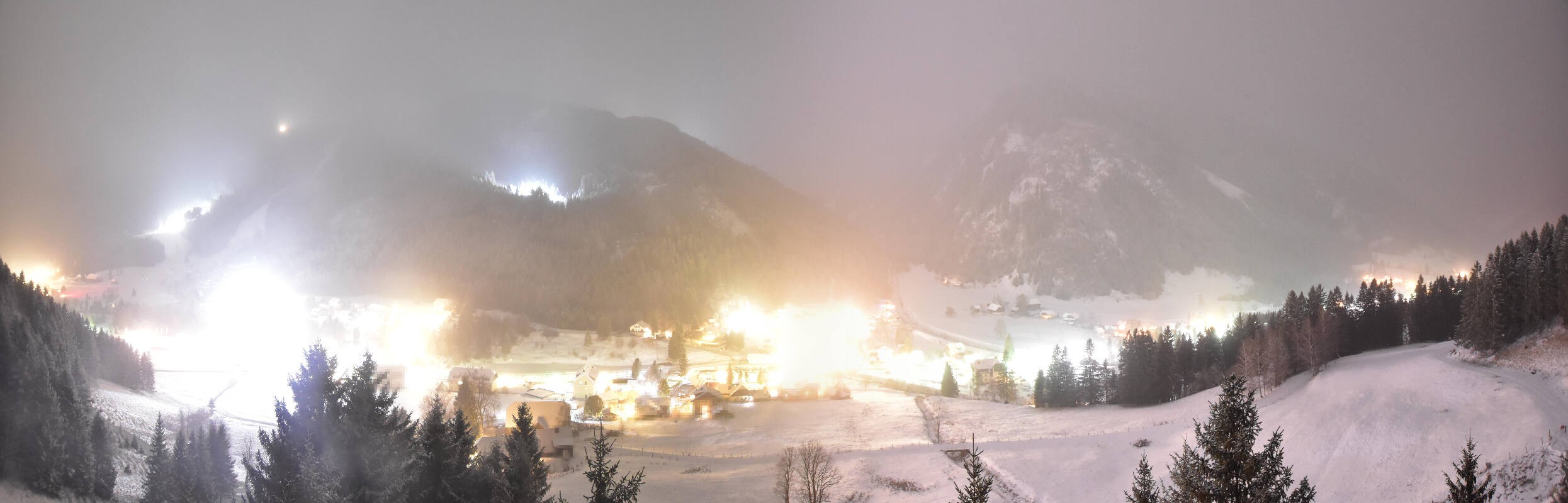 Archiv Foto Webcam Donnersbachwald - Blick zur Riesneralm