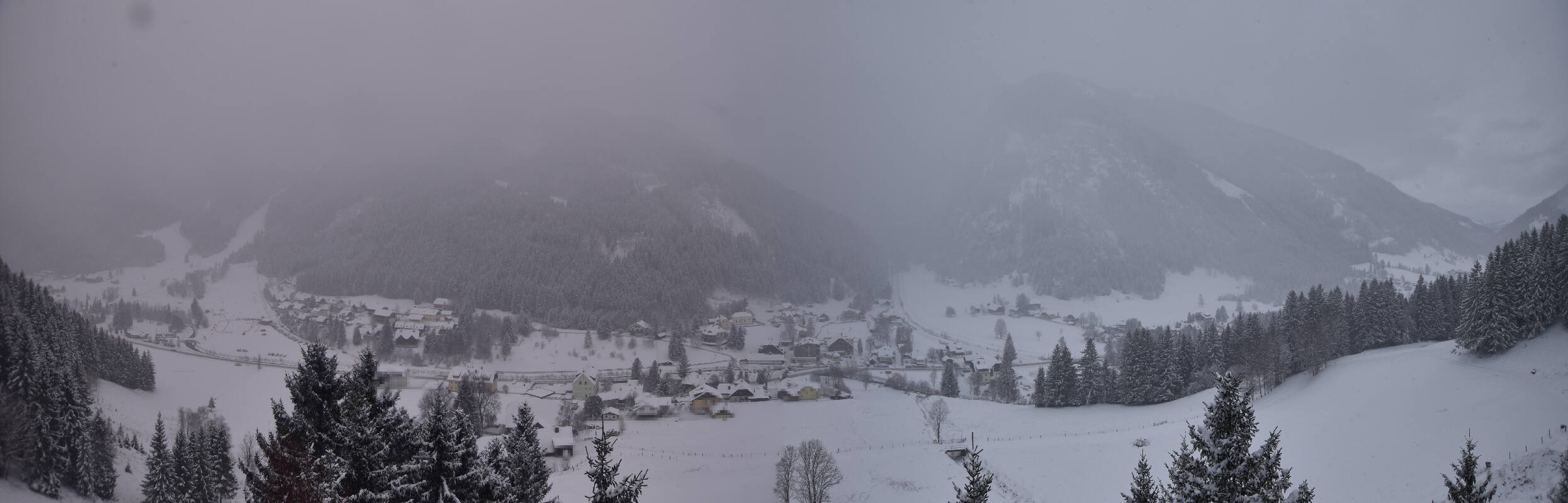Archiv Foto Webcam Donnersbachwald - Blick zur Riesneralm