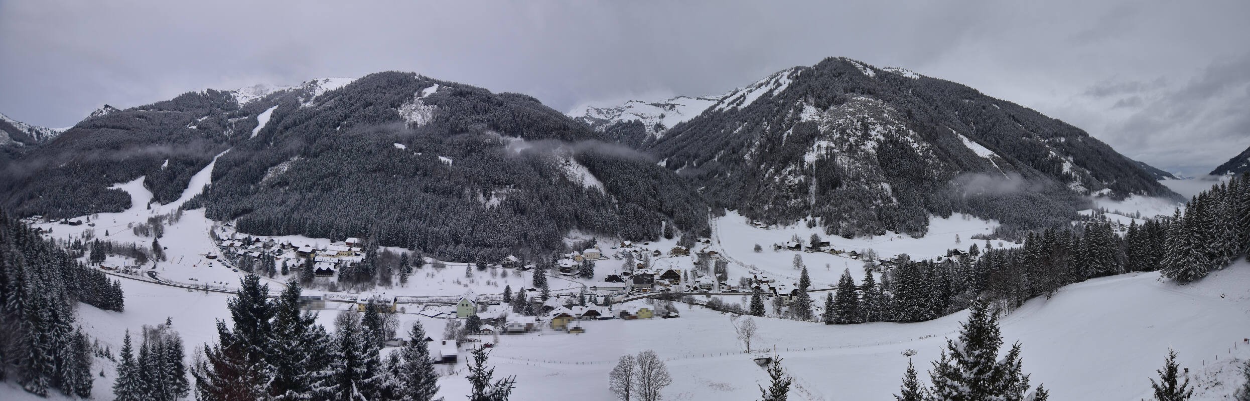 Archiv Foto Webcam Donnersbachwald - Blick zur Riesneralm