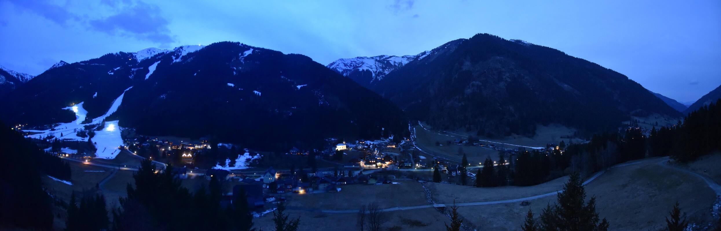 Archiv Foto Webcam Donnersbachwald - Blick zur Riesneralm