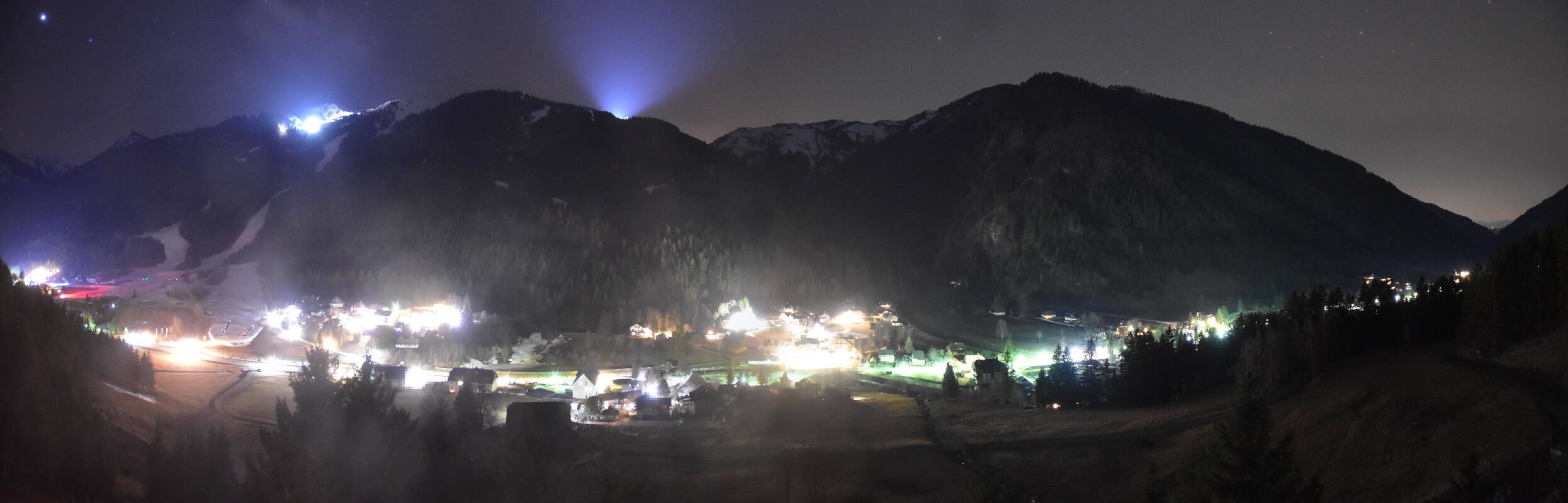 Archiv Foto Webcam Donnersbachwald - Blick zur Riesneralm