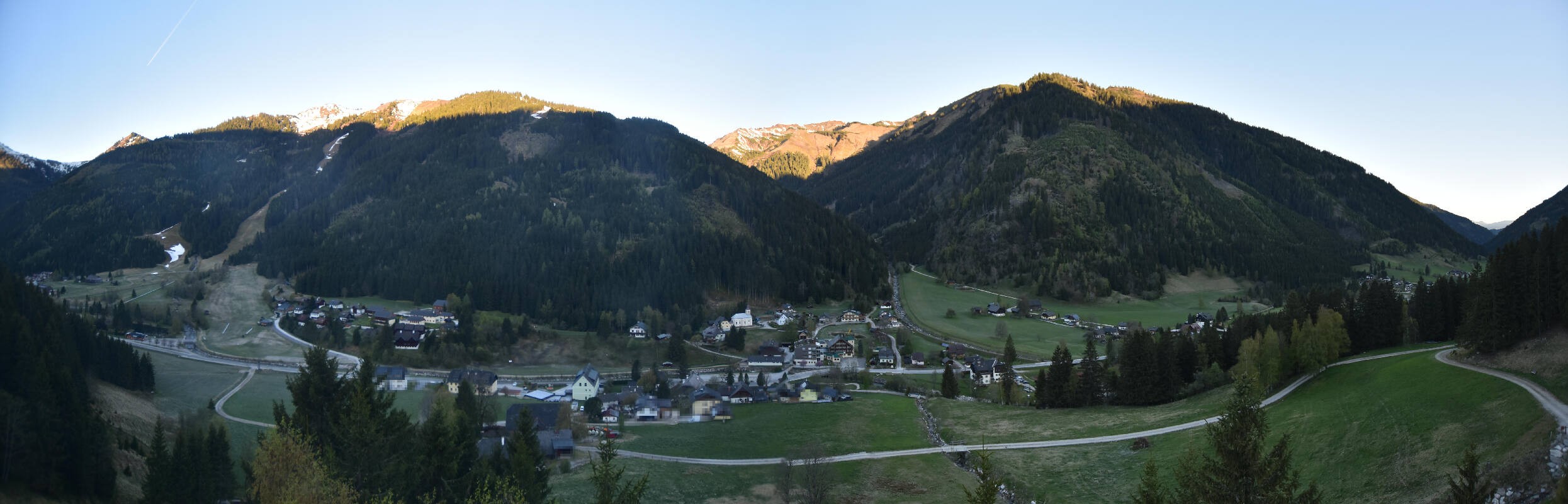 Archiv Foto Webcam Donnersbachwald - Blick zur Riesneralm